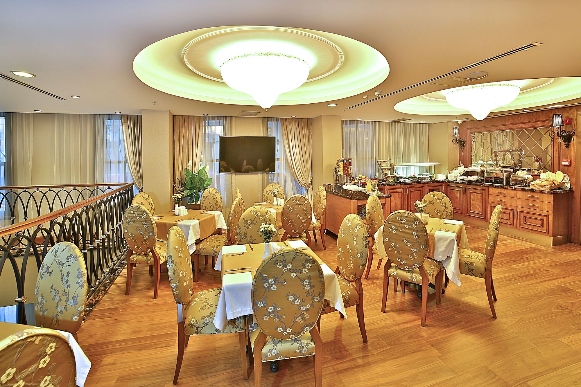 Adelmar Hotel Istanbul Sisli Esterno foto